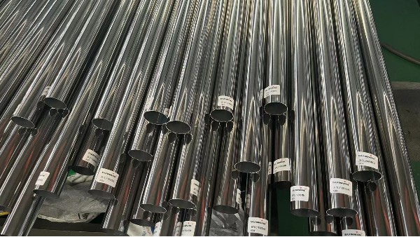 掌握304不銹鋼管材重量計(jì)算公式，輕松預(yù)估工程用材需求